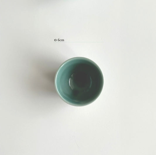 Seladon-Becher, Ansicht von oben, Ø 6 cm